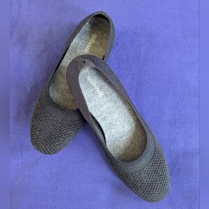 Allbirds Women's Charcoal Gray Flats - Size 6.5 Wide
